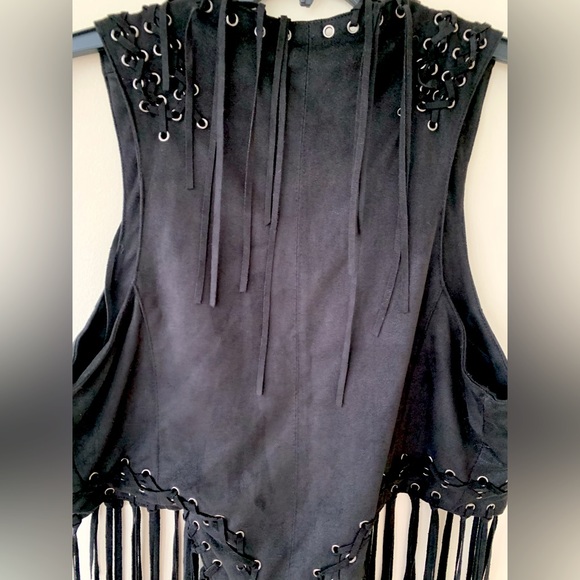 Real Suede Fringe Vest From Europe - Picture 6 of 6
